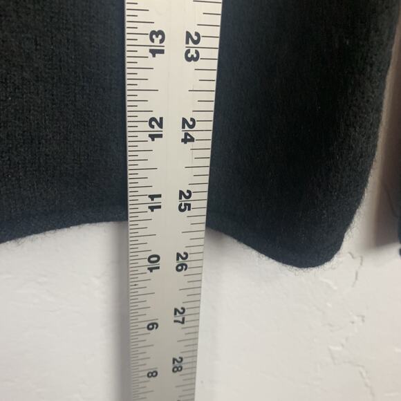 Gap Cashmere Sweater Womens Medium Black V Neck Pullover Soft Warm - Picture 4 of 6